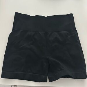 Oh Polly Bo + Tee Short